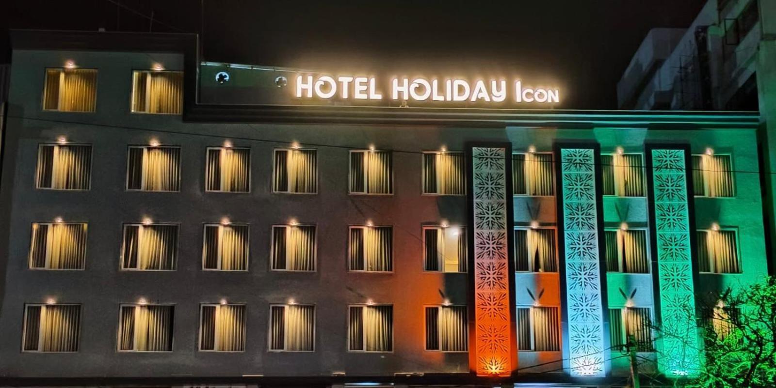 Hotel Holiday Icon Dwārka Eksteriør bilde